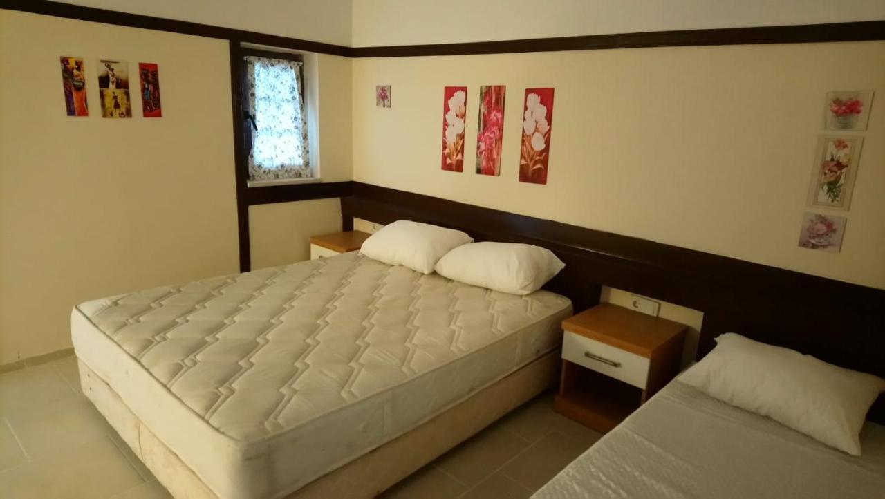 Hania - Adults Only Bed & Breakfast Side